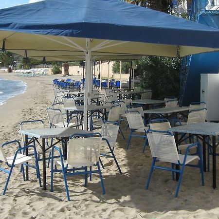 Oasis Hotel Theodoros & Litsa Galaris Agia Marina  Bagian luar foto