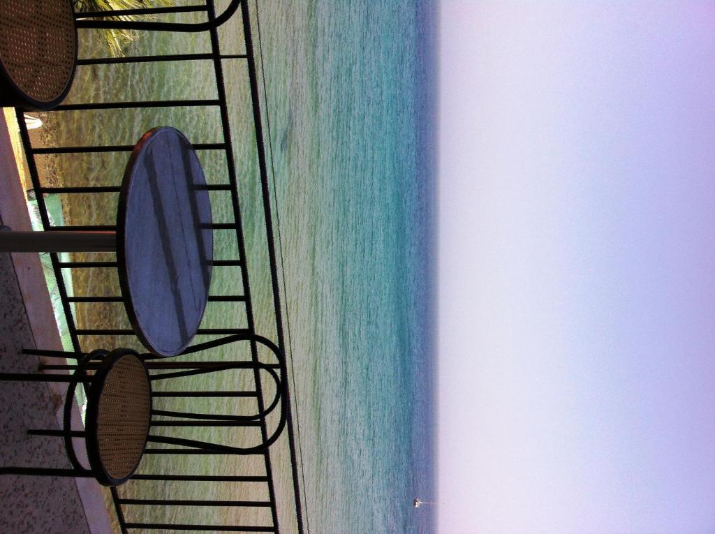 Oasis Hotel Theodoros & Litsa Galaris Agia Marina  Ruang foto