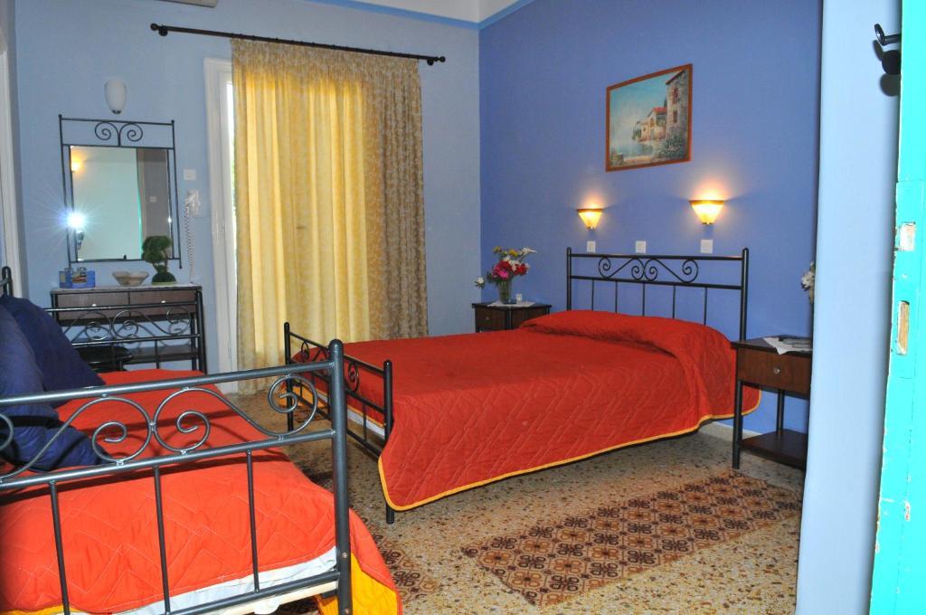 Oasis Hotel Theodoros & Litsa Galaris Agia Marina  Ruang foto