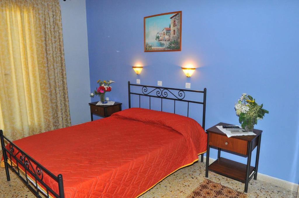 Oasis Hotel Theodoros & Litsa Galaris Agia Marina  Bagian luar foto